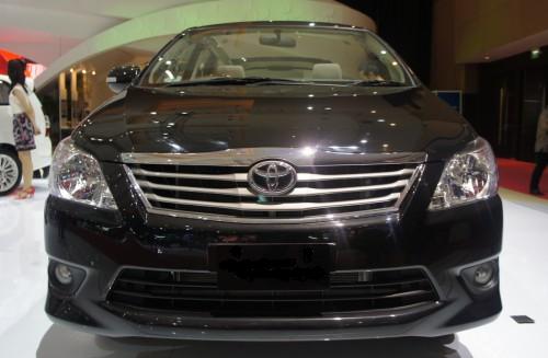 New Toyota Innova Photo